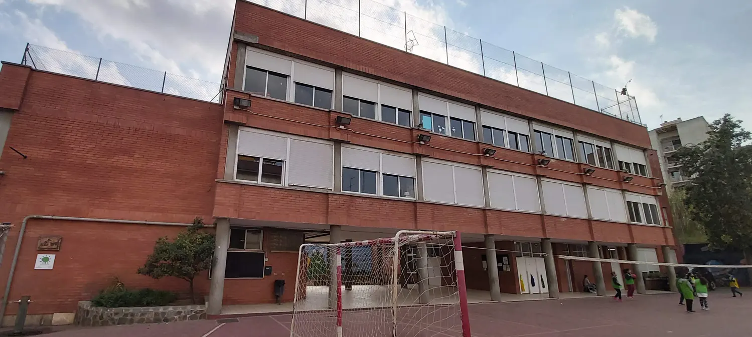 View of Escola El Turó, where AICONNEX installed the indoor and outdoor sound system